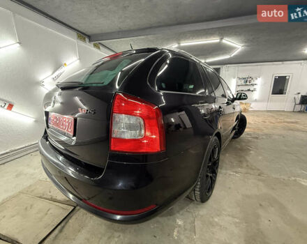 Черный Шкода Октавия, объемом двигателя 2 л и пробегом 193 тыс. км за 11000 $, фото 32 на Automoto.ua