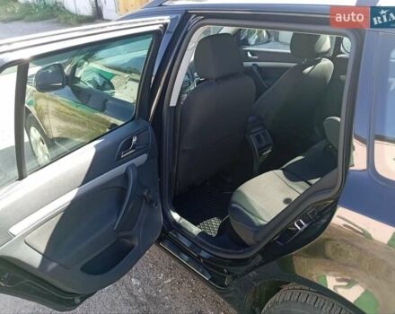 Черный Шкода Октавия, объемом двигателя 1.6 л и пробегом 180 тыс. км за 7000 $, фото 1 на Automoto.ua