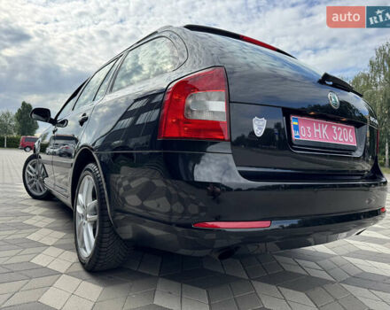 Черный Шкода Октавия, объемом двигателя 2 л и пробегом 229 тыс. км за 10200 $, фото 8 на Automoto.ua