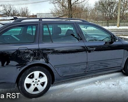 Черный Шкода Октавия, объемом двигателя 2 л и пробегом 153 тыс. км за 7800 $, фото 3 на Automoto.ua