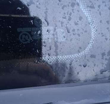 Черный Шкода Октавия, объемом двигателя 2 л и пробегом 294 тыс. км за 7800 $, фото 15 на Automoto.ua