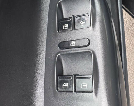 Черный Шкода Октавия, объемом двигателя 2 л и пробегом 196 тыс. км за 9700 $, фото 26 на Automoto.ua