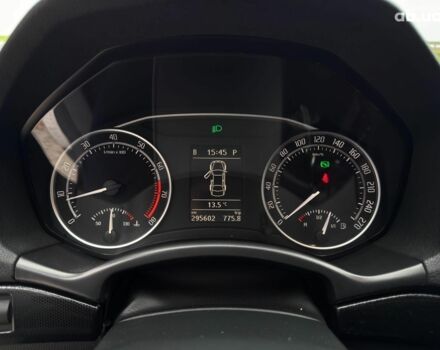 Черный Шкода Октавия, объемом двигателя 2 л и пробегом 295 тыс. км за 10690 $, фото 19 на Automoto.ua