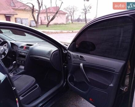 Чорний Шкода Октавія, об'ємом двигуна 1.6 л та пробігом 250 тис. км за 7600 $, фото 11 на Automoto.ua