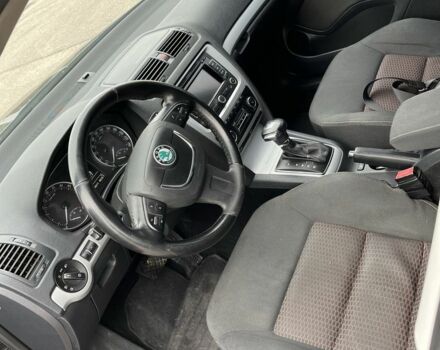 Черный Шкода Октавия, объемом двигателя 2 л и пробегом 257 тыс. км за 8900 $, фото 6 на Automoto.ua