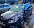 Чорний Шкода Октавія, об'ємом двигуна 2 л та пробігом 227 тис. км за 12000 $, фото 2 на Automoto.ua