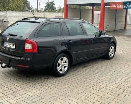 Черный Шкода Октавия, объемом двигателя 1.6 л и пробегом 260 тыс. км за 8200 $, фото 3 на Automoto.ua