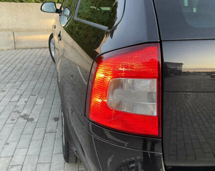 Чорний Шкода Октавія, об'ємом двигуна 2 л та пробігом 228 тис. км за 10799 $, фото 19 на Automoto.ua