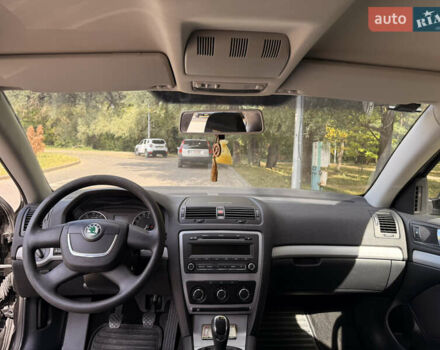 Чорний Шкода Октавія, об'ємом двигуна 1.6 л та пробігом 179 тис. км за 8500 $, фото 7 на Automoto.ua