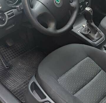 Черный Шкода Октавия, объемом двигателя 1.6 л и пробегом 270 тыс. км за 7300 $, фото 10 на Automoto.ua