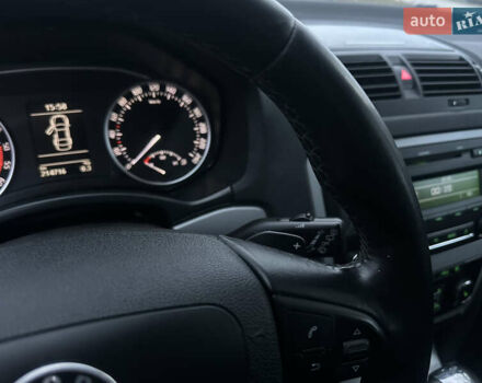 Чорний Шкода Октавія, об'ємом двигуна 1.99 л та пробігом 214 тис. км за 9500 $, фото 29 на Automoto.ua