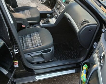 Черный Шкода Октавия, объемом двигателя 1.6 л и пробегом 240 тыс. км за 8800 $, фото 1 на Automoto.ua