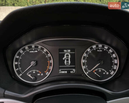 Чорний Шкода Октавія, об'ємом двигуна 2 л та пробігом 228 тис. км за 10799 $, фото 106 на Automoto.ua