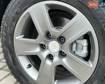 Черный Шкода Октавия, объемом двигателя 2 л и пробегом 234 тыс. км за 8899 $, фото 23 на Automoto.ua