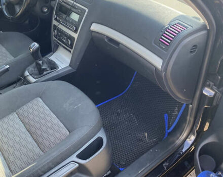 Черный Шкода Октавия, объемом двигателя 1.97 л и пробегом 285 тыс. км за 9700 $, фото 7 на Automoto.ua