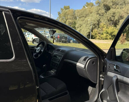 Чорний Шкода Октавія, об'ємом двигуна 1.6 л та пробігом 179 тис. км за 8500 $, фото 9 на Automoto.ua