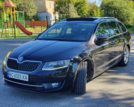 Черный Шкода Октавия, объемом двигателя 1.6 л и пробегом 252 тыс. км за 10800 $, фото 3 на Automoto.ua