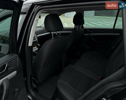 Черный Шкода Октавия, объемом двигателя 1.6 л и пробегом 132 тыс. км за 8450 $, фото 7 на Automoto.ua