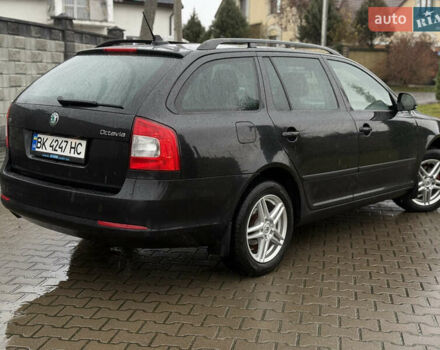 Черный Шкода Октавия, объемом двигателя 1.6 л и пробегом 246 тыс. км за 8900 $, фото 8 на Automoto.ua