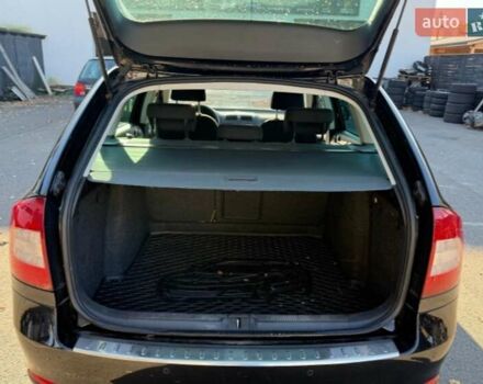 Черный Шкода Октавия, объемом двигателя 1.8 л и пробегом 178 тыс. км за 7300 $, фото 9 на Automoto.ua