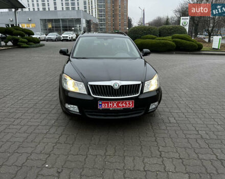 Чорний Шкода Октавія, об'ємом двигуна 1.6 л та пробігом 218 тис. км за 9999 $, фото 1 на Automoto.ua