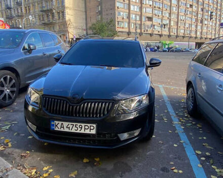 Шкода Октавия 2013 в Киеве на Automoto.ua Черный Шкода Октавия, объемом двигателя 1.97 л и пробегом 381 тыс. км за 10750 $, фото 1 на Automoto.ua
