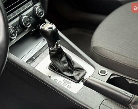 Черный Шкода Октавия, объемом двигателя 1.6 л и пробегом 257 тыс. км за 11150 $, фото 38 на Automoto.ua