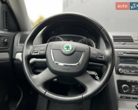 Чорний Шкода Октавія, об'ємом двигуна 1.8 л та пробігом 195 тис. км за 8900 $, фото 46 на Automoto.ua