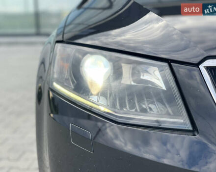 Чорний Шкода Октавія, об'ємом двигуна 2 л та пробігом 304 тис. км за 9800 $, фото 8 на Automoto.ua
