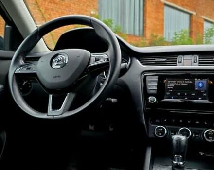 Черный Шкода Октавия, объемом двигателя 1.4 л и пробегом 185 тыс. км за 12500 $, фото 13 на Automoto.ua