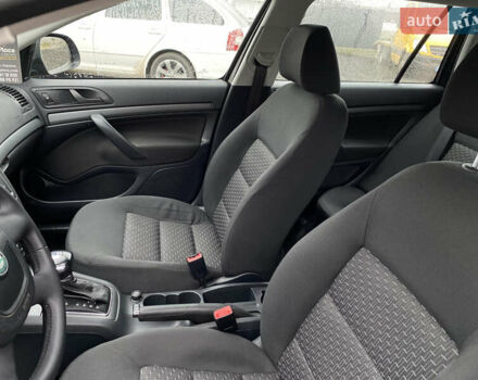Черный Шкода Октавия, объемом двигателя 1.6 л и пробегом 258 тыс. км за 8500 $, фото 16 на Automoto.ua