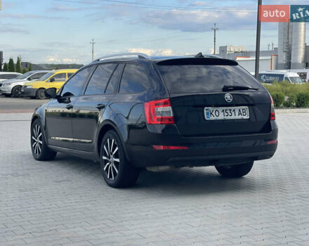 Чорний Шкода Октавія, об'ємом двигуна 2 л та пробігом 304 тис. км за 9800 $, фото 2 на Automoto.ua