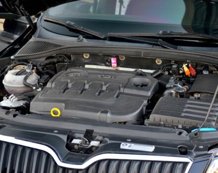 Черный Шкода Октавия, объемом двигателя 1.6 л и пробегом 148 тыс. км за 10500 $, фото 16 на Automoto.ua