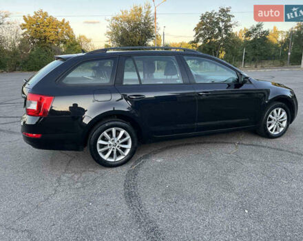 Черный Шкода Октавия, объемом двигателя 1.6 л и пробегом 180 тыс. км за 10200 $, фото 5 на Automoto.ua