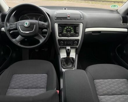 Чорний Шкода Октавія, об'ємом двигуна 1.6 л та пробігом 208 тис. км за 8999 $, фото 22 на Automoto.ua