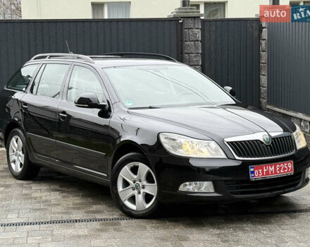 Черный Шкода Октавия, объемом двигателя 1.6 л и пробегом 207 тыс. км за 8999 $, фото 2 на Automoto.ua