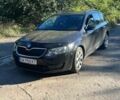 Черный Шкода Октавия, объемом двигателя 1.6 л и пробегом 351 тыс. км за 9993 $, фото 1 на Automoto.ua