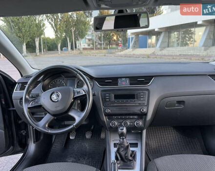 Черный Шкода Октавия, объемом двигателя 1.6 л и пробегом 180 тыс. км за 10200 $, фото 32 на Automoto.ua