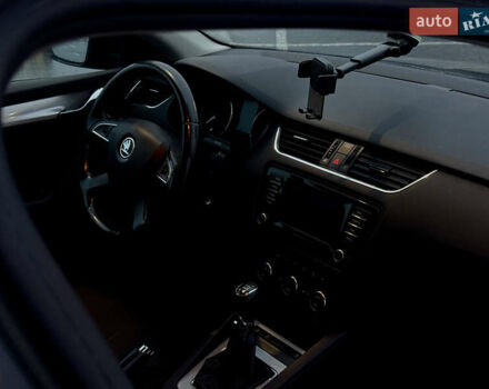 Черный Шкода Октавия, объемом двигателя 1.6 л и пробегом 335 тыс. км за 10000 $, фото 22 на Automoto.ua