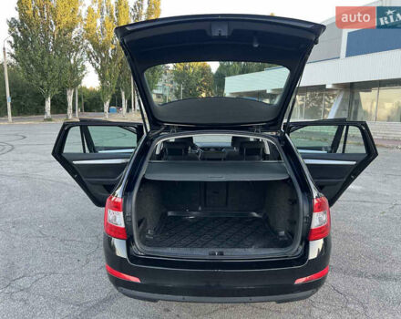 Черный Шкода Октавия, объемом двигателя 1.6 л и пробегом 180 тыс. км за 10200 $, фото 15 на Automoto.ua