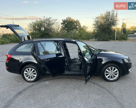 Черный Шкода Октавия, объемом двигателя 1.6 л и пробегом 180 тыс. км за 10200 $, фото 17 на Automoto.ua