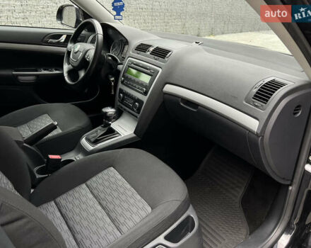 Чорний Шкода Октавія, об'ємом двигуна 1.8 л та пробігом 195 тис. км за 8900 $, фото 34 на Automoto.ua