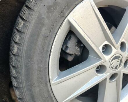 Черный Шкода Октавия, объемом двигателя 1.6 л и пробегом 252 тыс. км за 10999 $, фото 22 на Automoto.ua