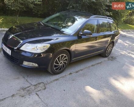 Черный Шкода Октавия, объемом двигателя 1.6 л и пробегом 240 тыс. км за 7950 $, фото 3 на Automoto.ua