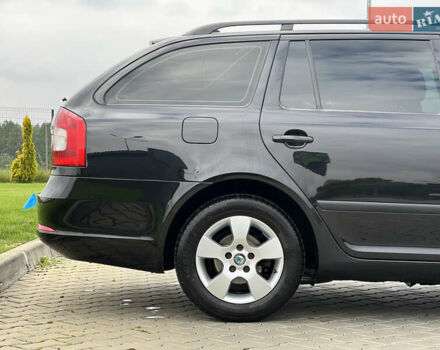 Черный Шкода Октавия, объемом двигателя 1.6 л и пробегом 238 тыс. км за 8100 $, фото 15 на Automoto.ua