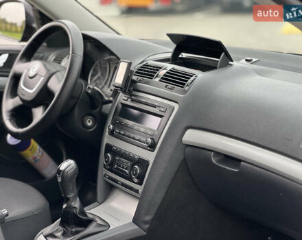 Черный Шкода Октавия, объемом двигателя 1.6 л и пробегом 238 тыс. км за 8100 $, фото 30 на Automoto.ua