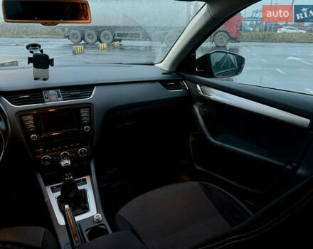 Черный Шкода Октавия, объемом двигателя 1.6 л и пробегом 335 тыс. км за 10000 $, фото 29 на Automoto.ua