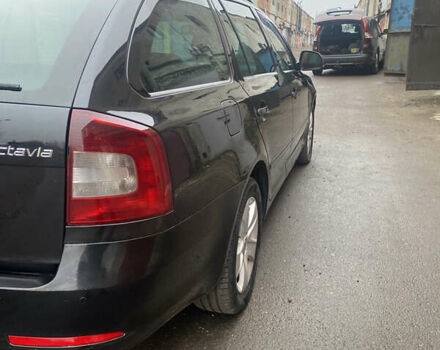 Чорний Шкода Октавія, об'ємом двигуна 1.6 л та пробігом 236 тис. км за 9000 $, фото 6 на Automoto.ua
