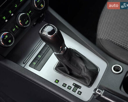 Черный Шкода Октавия, объемом двигателя 1.6 л и пробегом 330 тыс. км за 10300 $, фото 37 на Automoto.ua