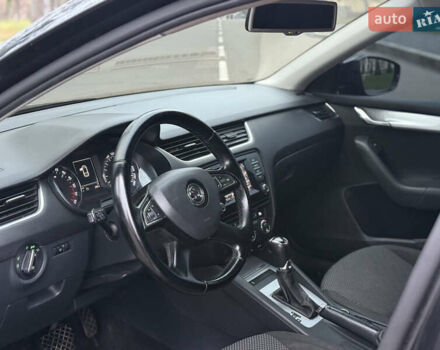 Черный Шкода Октавия, объемом двигателя 1.6 л и пробегом 330 тыс. км за 10300 $, фото 30 на Automoto.ua